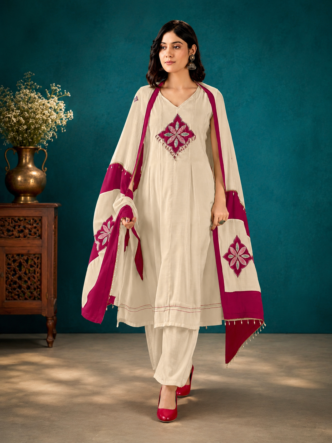 Beige Mal Chanderi Straight Kurta Set with Magenta Applique Dupatta