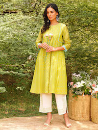 Women Beige Cotton Kurta Set